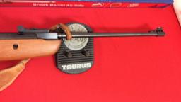 Crosman Quest Air Rifle