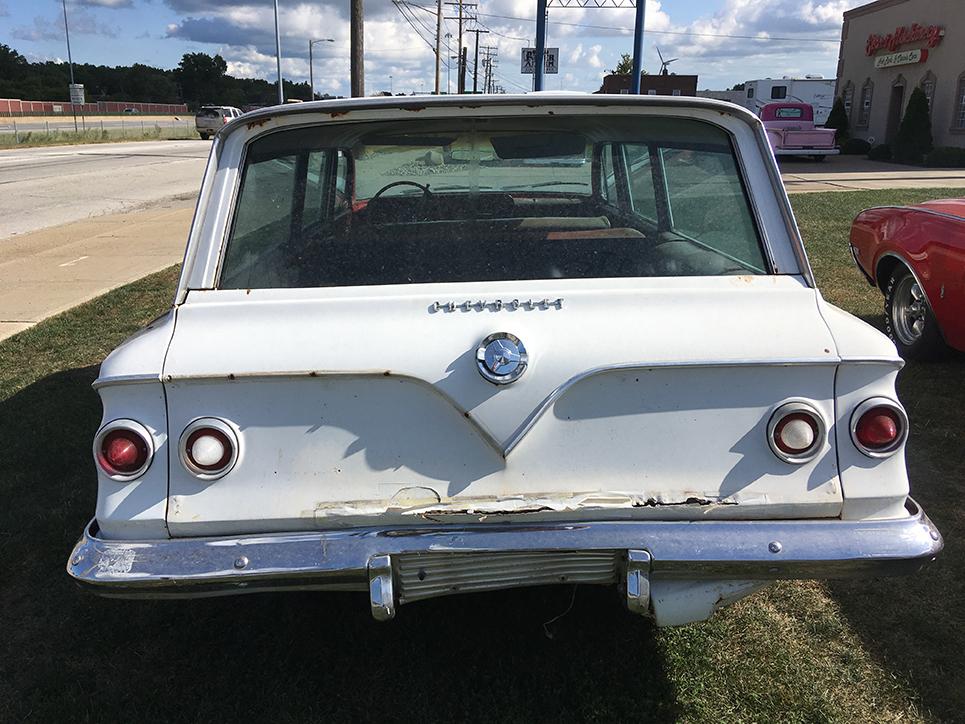 1961 Chevy Parkwood 6-Passenger Wagon