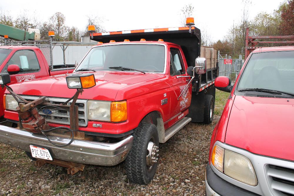 1989 SUPER DUTY DUMP TRUCK