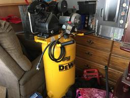 DeWalt 20-gal. air compressor