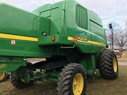 Clean 2000 John Deere 9550 Combine