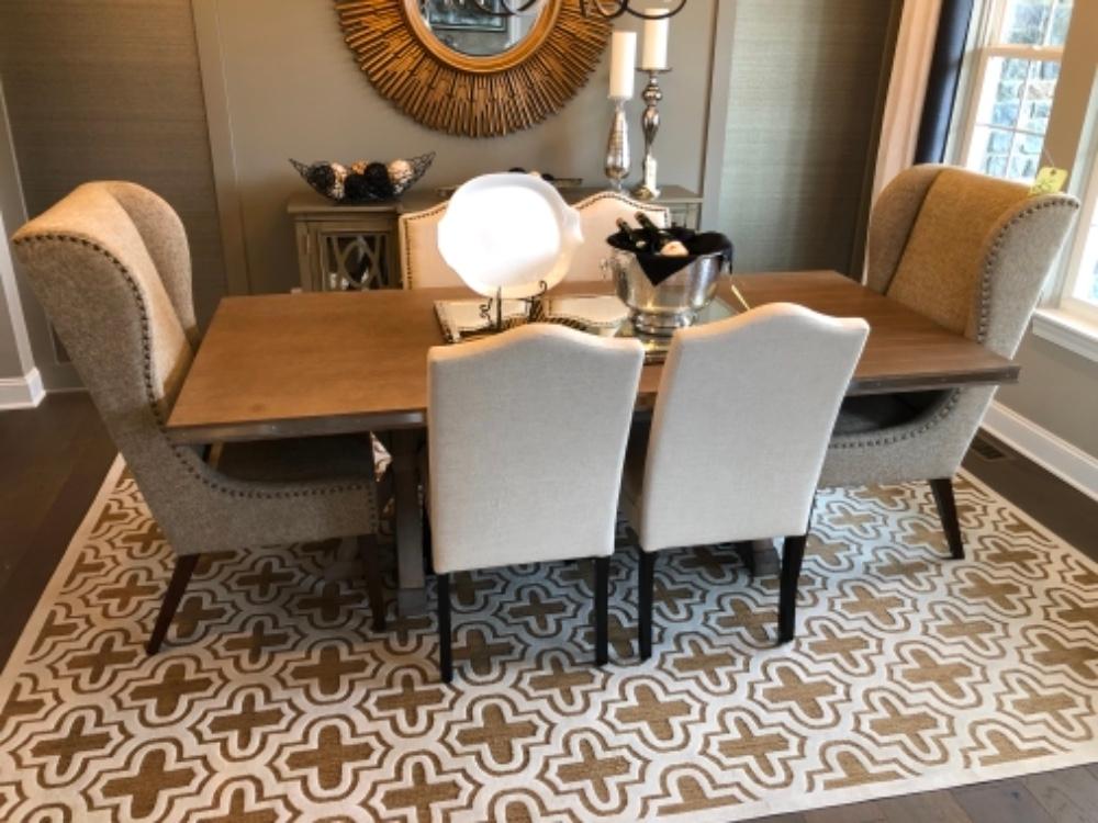 Dining room table