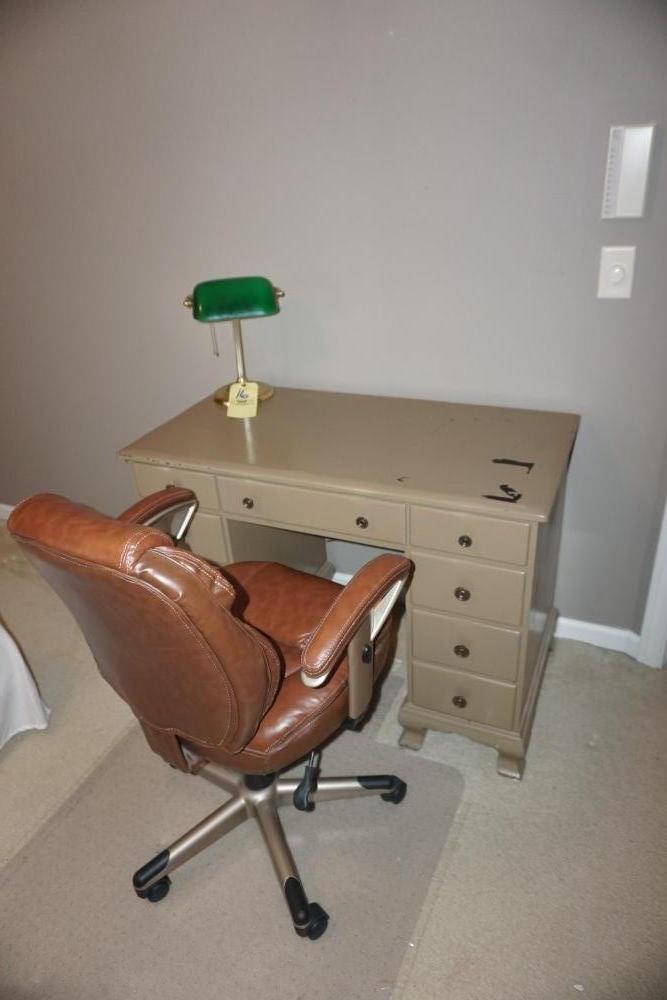 Desk - Leather office chair - Desk lamp