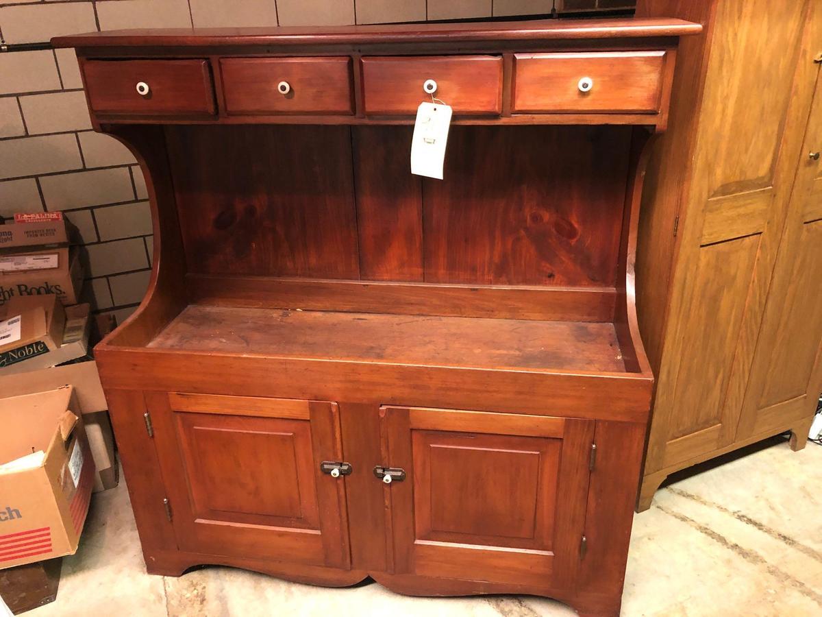 Early dry sink, Four drawers, two doors