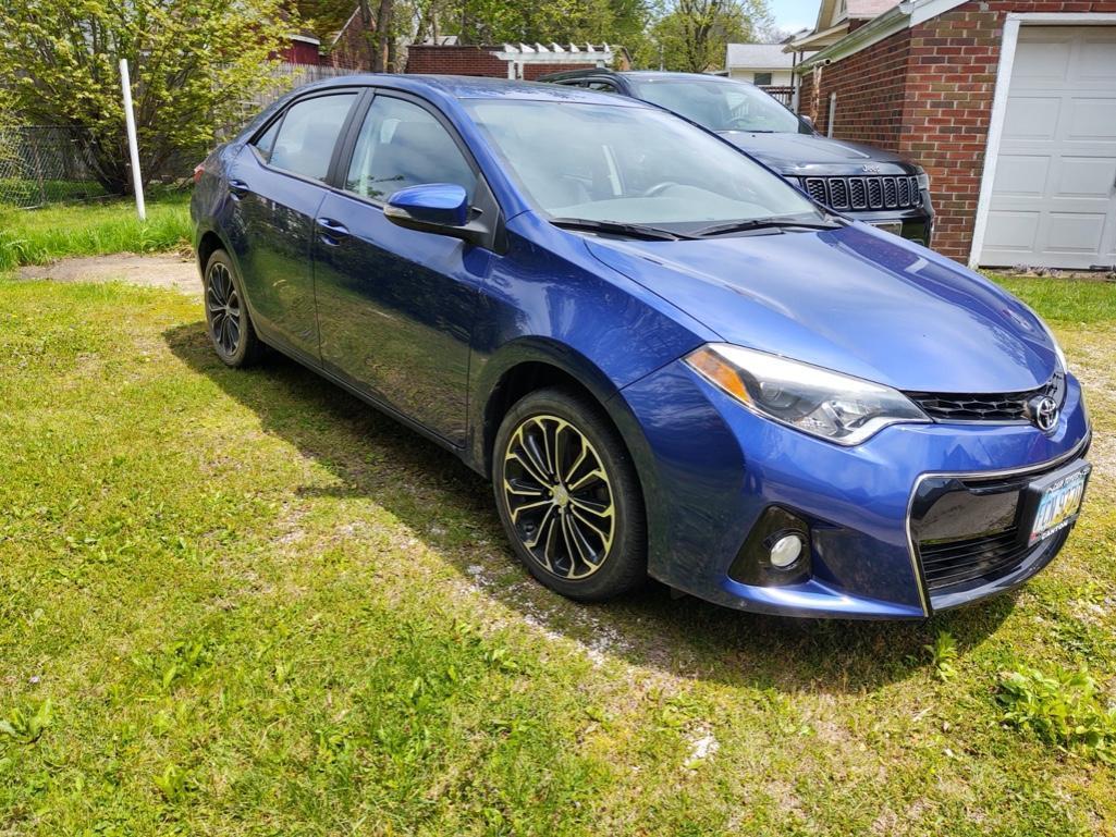 2015 Toyota Corolla Passenger Car, VIN #2T1BURHE4FC261115