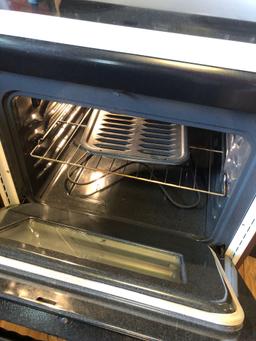 Frigidaire electric smooth top range