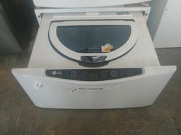 LG Sidekick Pedestal Washer model #WD100CW