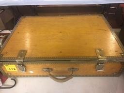 Wooden suitcase with the Great American Revolution plates, etc.