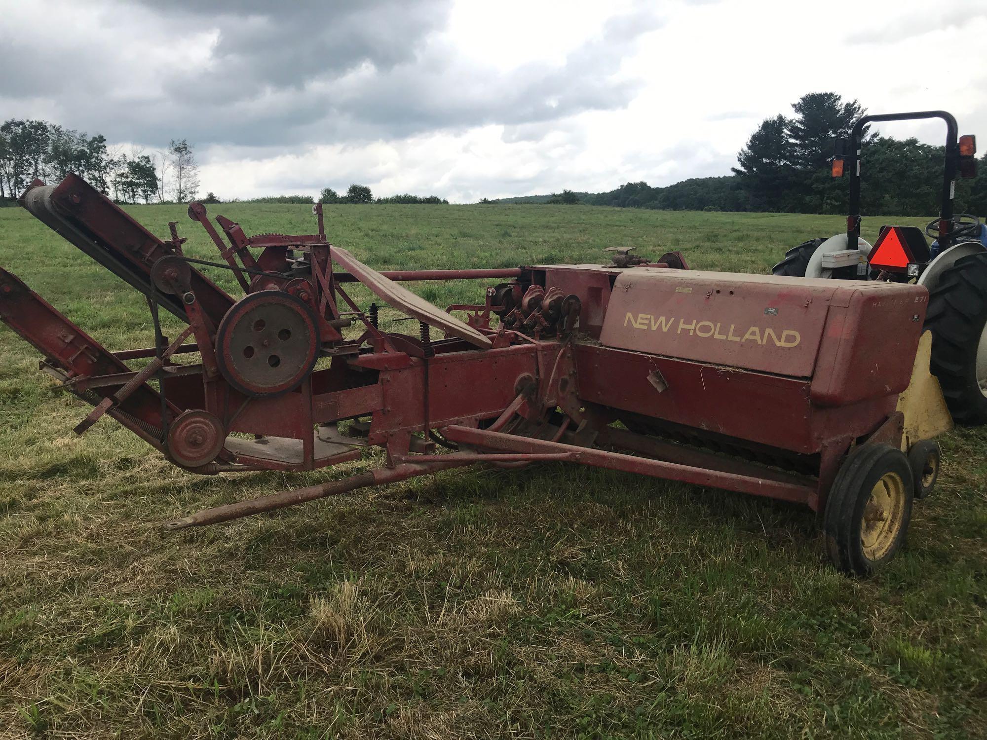 New holland 271 hayliner sq Baler