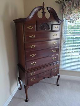 4 Pc Thomasville Bedroom Set