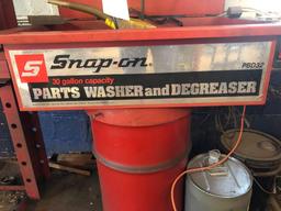 Snap-On parts washer and degreaser model PBD32