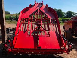 One owner Kuhns 1036F 10 bale capacity accumulator