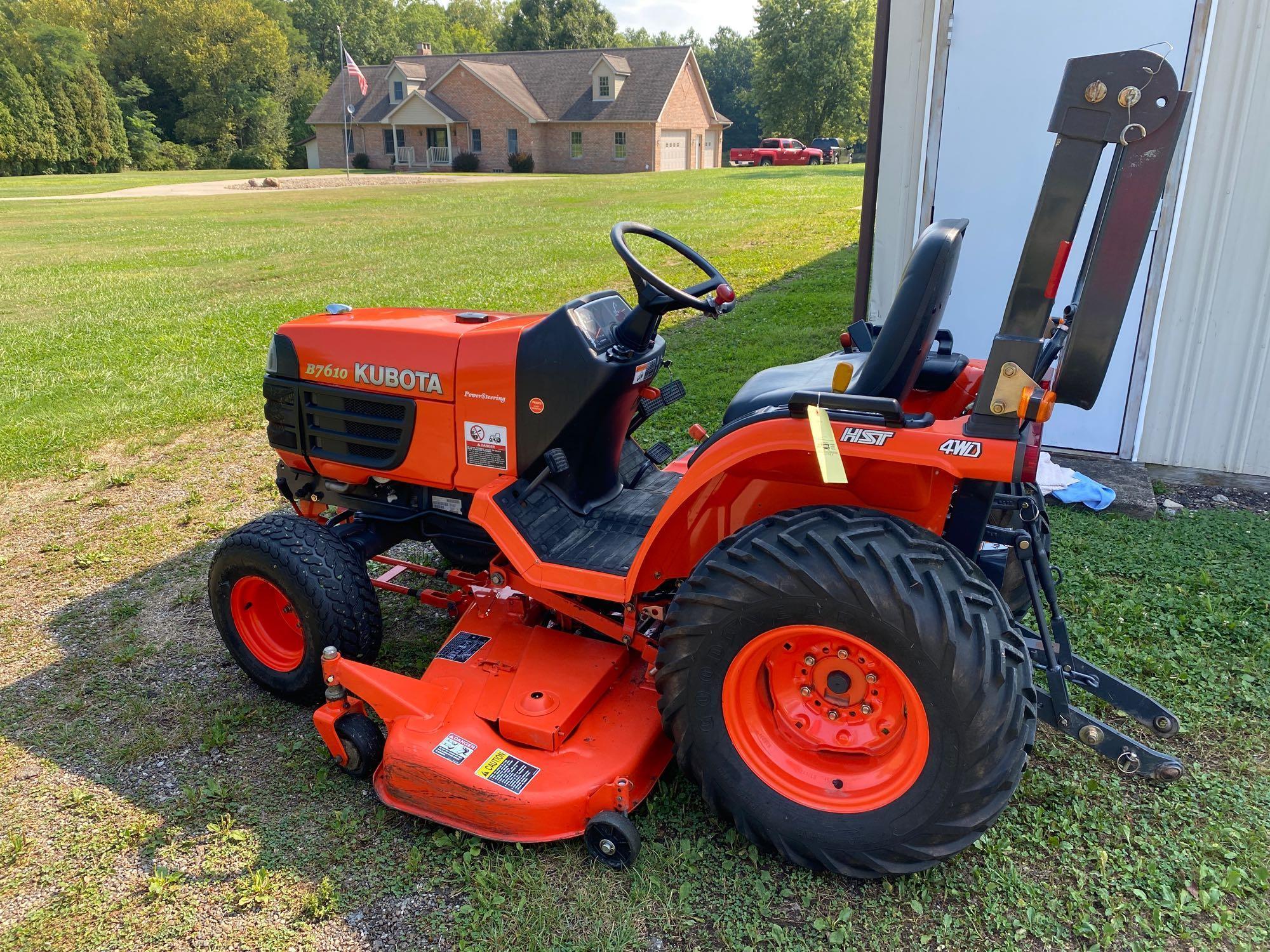 Kubota B7610 tractor - diesel - power steering