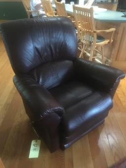 La-z-boy rocker, recliner - clean