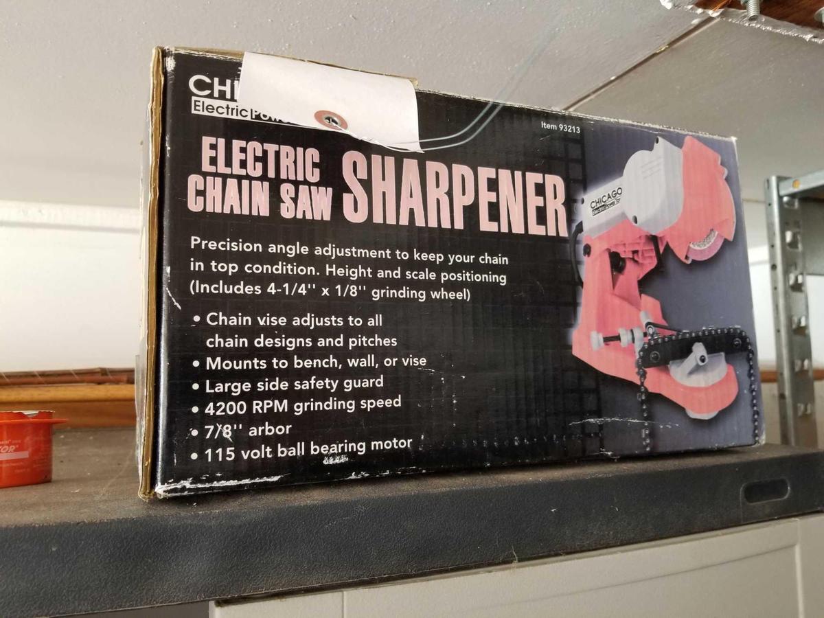 Electric chainsaw sharpener