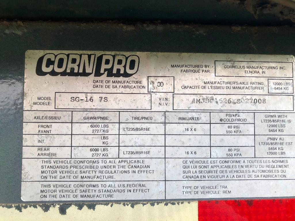 2000 Corn Pro 16' gooseneck trailer w/ center divide gate