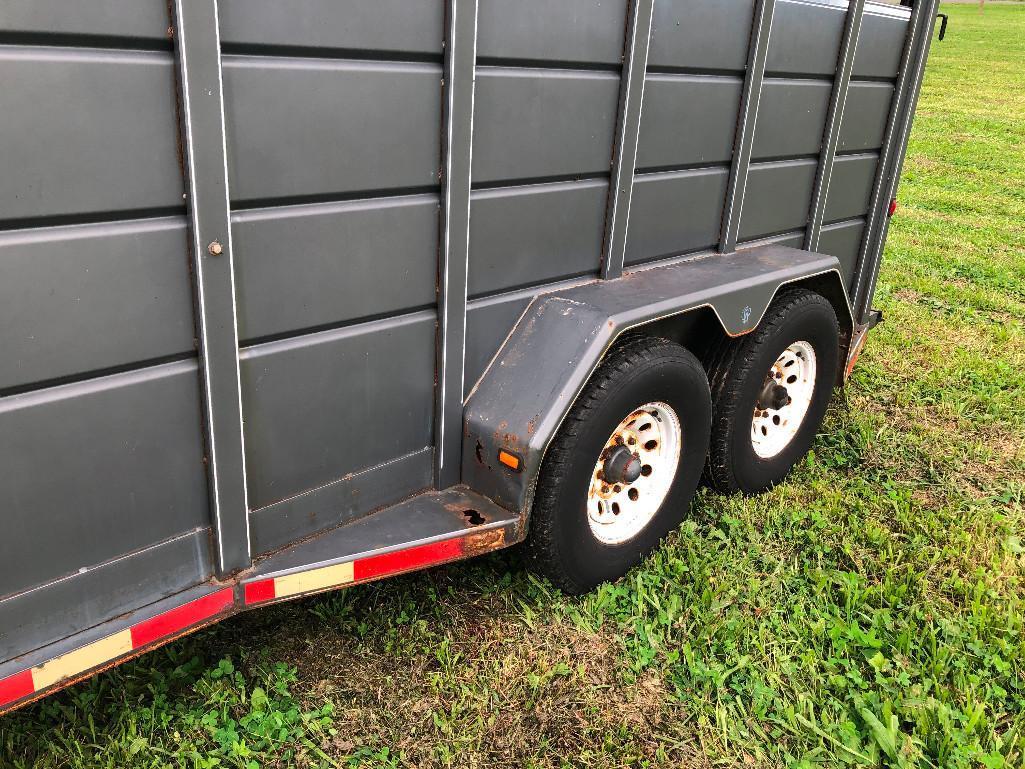 2000 Corn Pro 16' gooseneck trailer w/ center divide gate