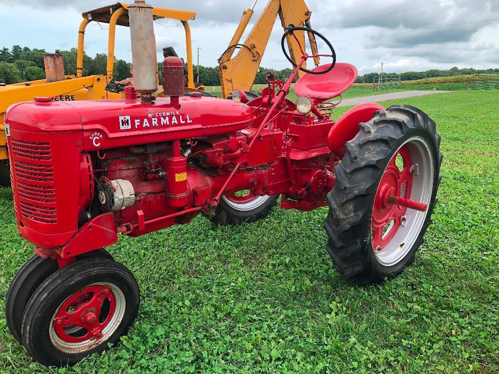 Farmall Super "C" NF, good rubber, fenders