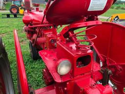 Farmall Super "C" NF, good rubber, fenders