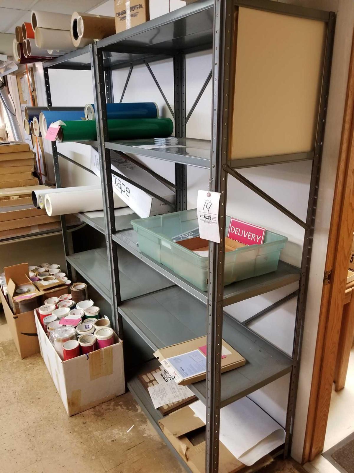 2 metal shelves, bid x 2