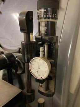 Clausing Covel mod 4301 Optical Comparator