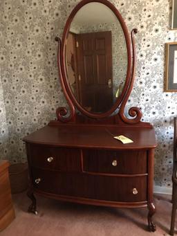 Claw foot night stand with oval mirror