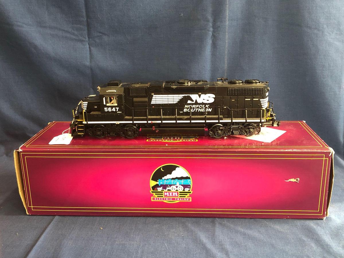 MTH Norfolk Southern 5647 GP38-2 Diesel Engine