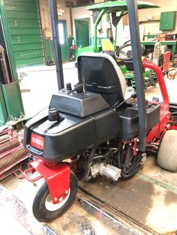 Toro Greensmaster 3150 greens mower, 18 hp gas, 286 hrs,. 64 inch cut, ser #260000673