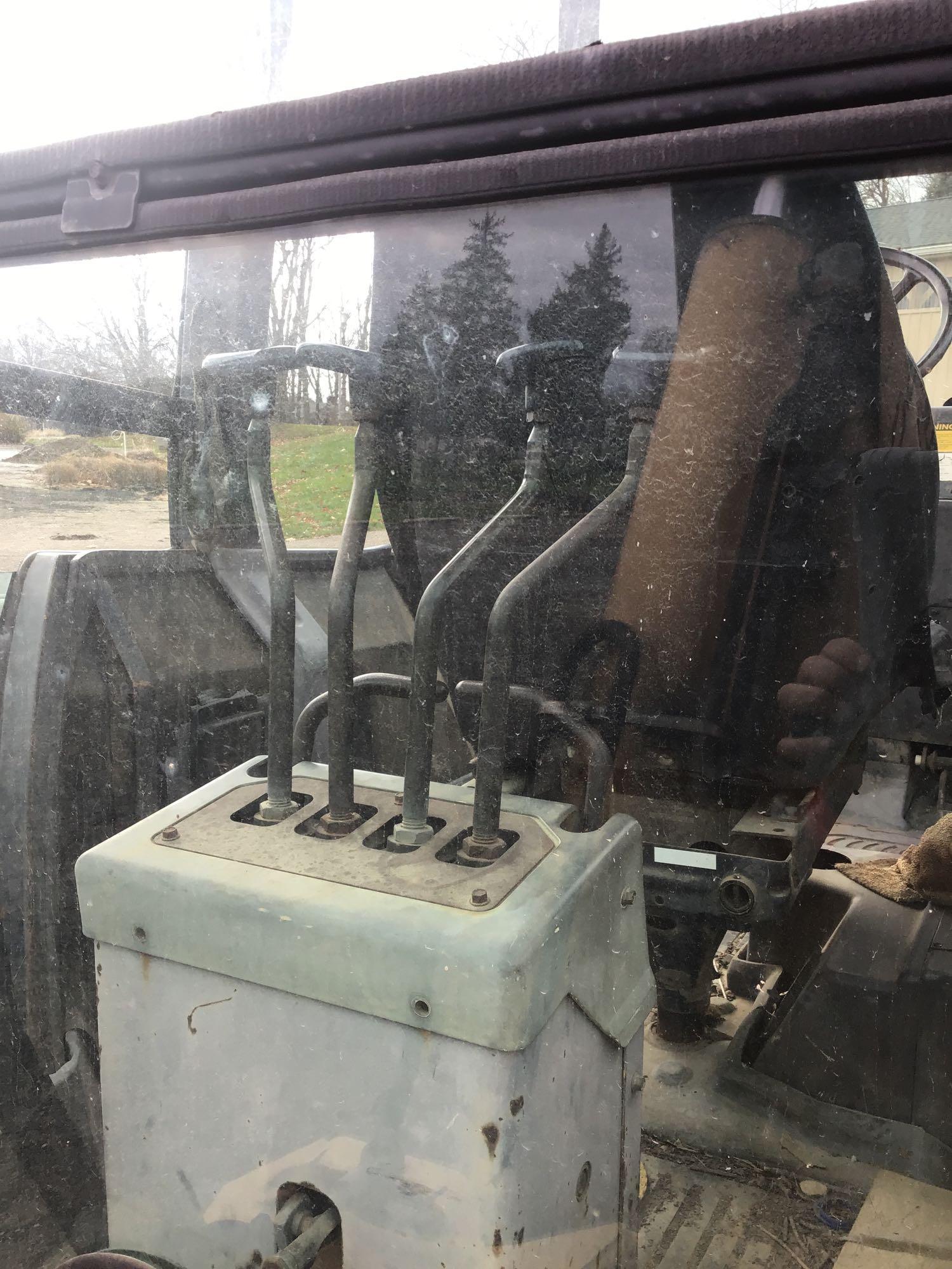 Ford 655C backhoe. Diesel. Runs. 24" - 48" - 12" buckets V