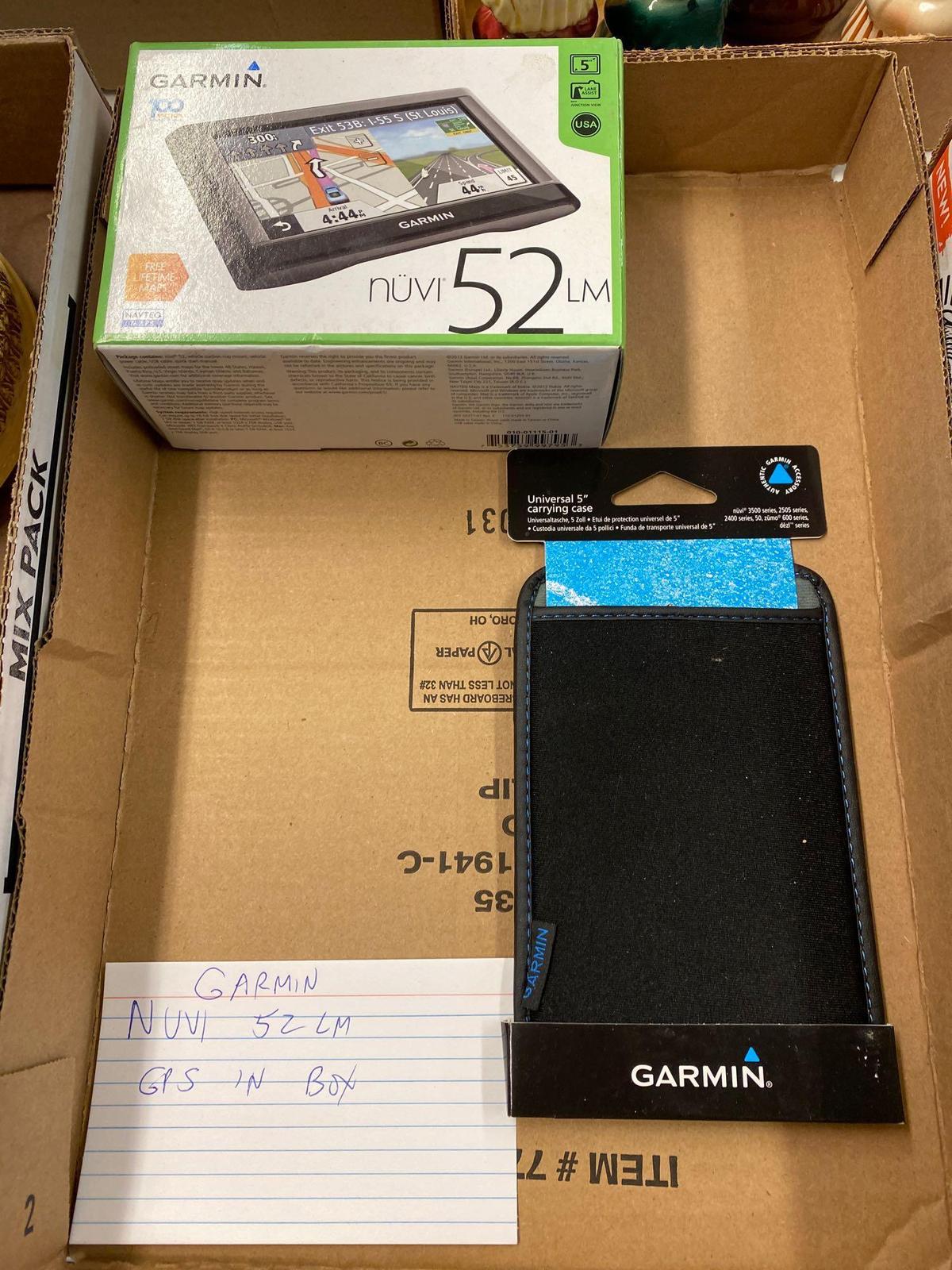 Garmin Nuvi 52LM GPS in box