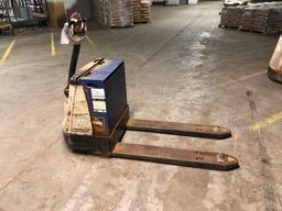 Crown 2300 Series Electric Pallet Jack Model WP2345-45 647hrs