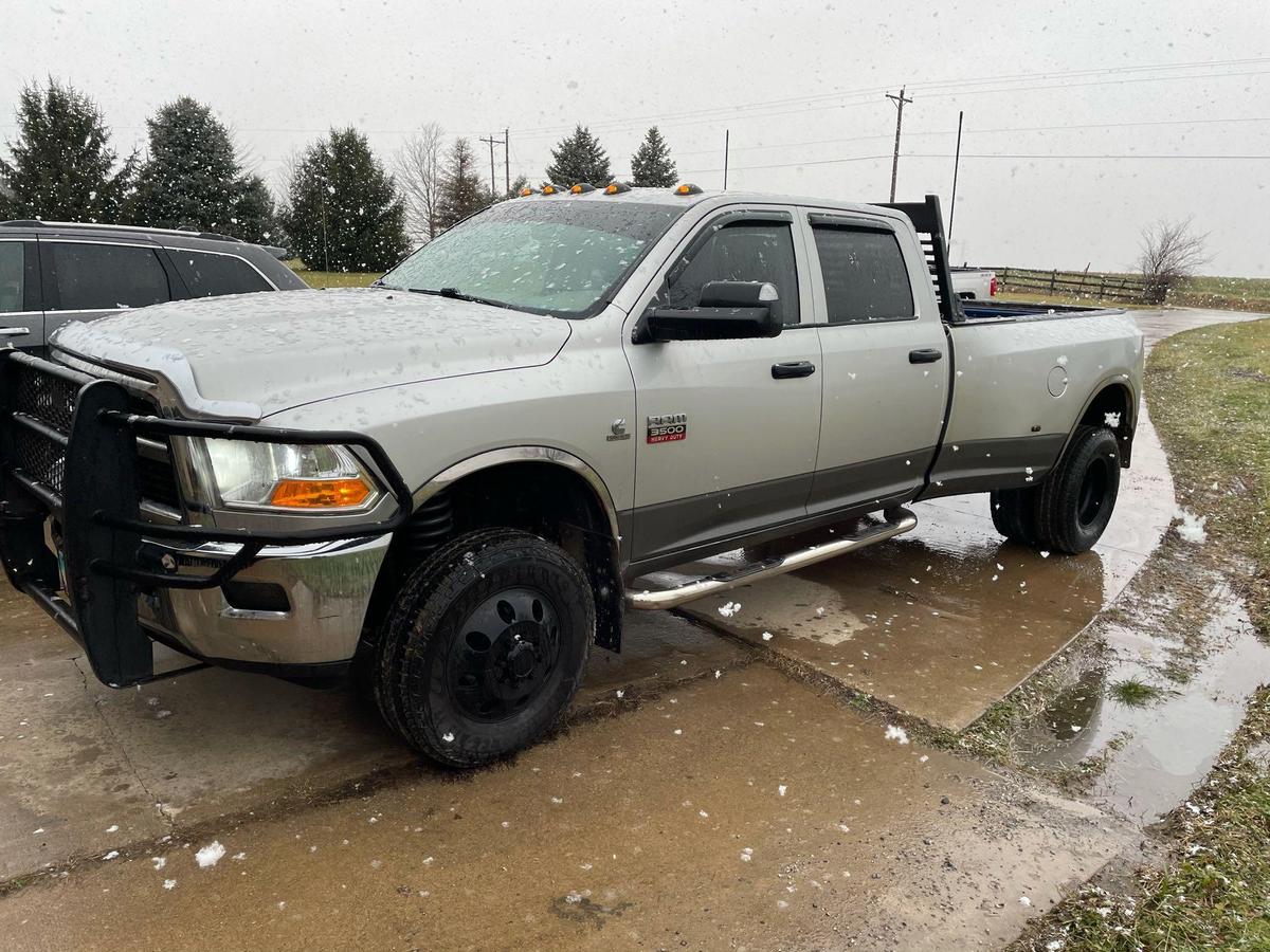 2012-RAM 3500 DIESEL 4x4 DUALLY