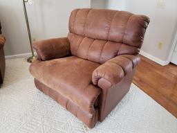 Reclining La-Z-Boy loveseat