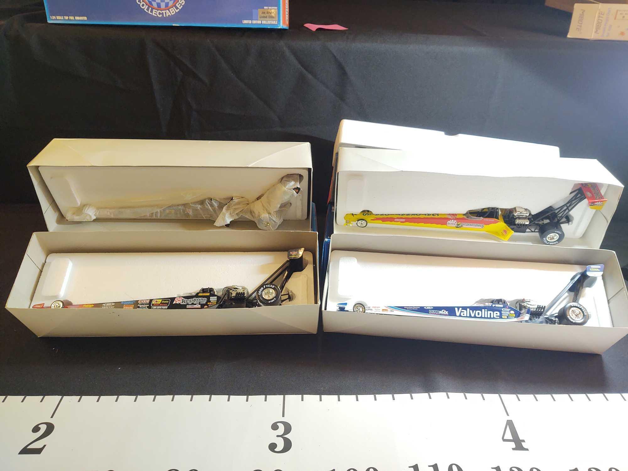 4 Action Platinum & Mac 1:24 Scale Top Dragsters