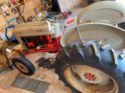 1957 Ford tractor - 3pt - PTO - 4spd