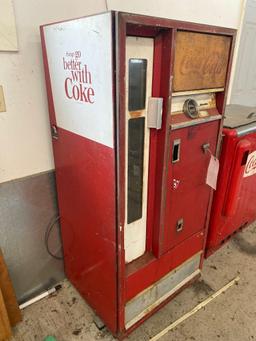 Coca-Cola vending machine