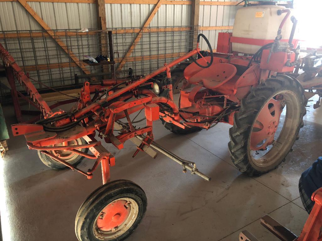 Allis Chalmers "G" Tractor w/ 30-gal. sprayer