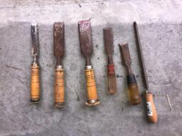 Wood chisels