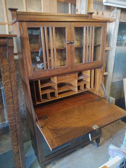 Mission Oak Style Slant Front Desk w/ Pigeon Holes and Lock & Key