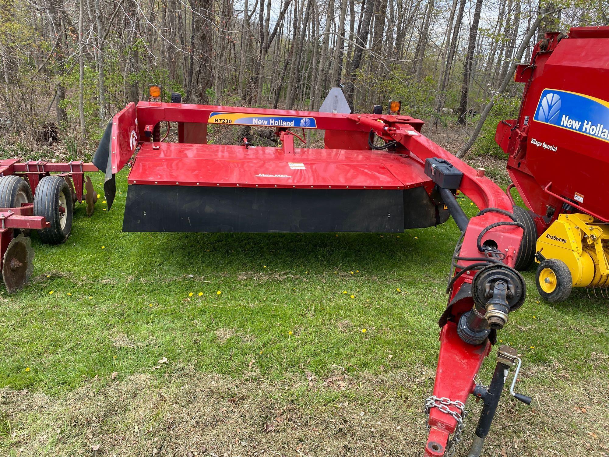 New Holland H7230 discbine, 10ft6in