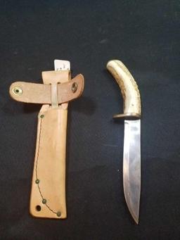 Stag handle knive with sheath