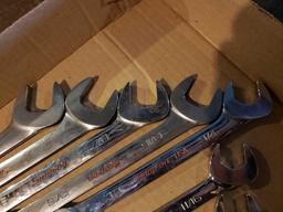 Snap-On double open end wrenches from 3/8 to 1 inch