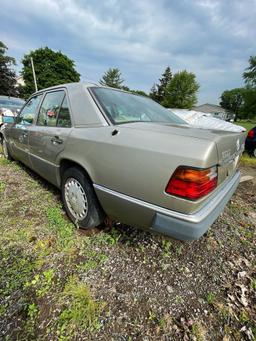 1991 Mercedes Benz Diesel Turbo, 2.5, 196K, Ran when parked