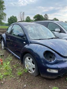 2000 Volkswagen New Beetle for Parts, Good Engine/Transmission, Miles Unknown