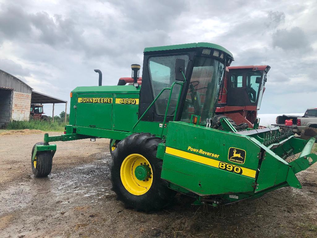 John Deere 4890 Self Propelled Haybine