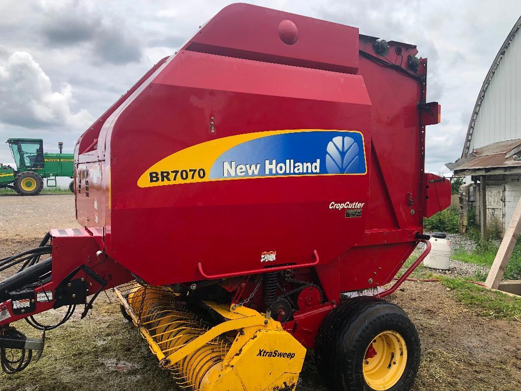 New Holland BR7070 Rd baler