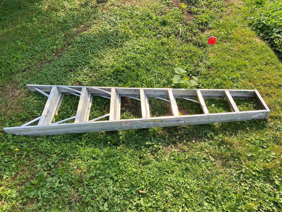 Aluminum Stepladder