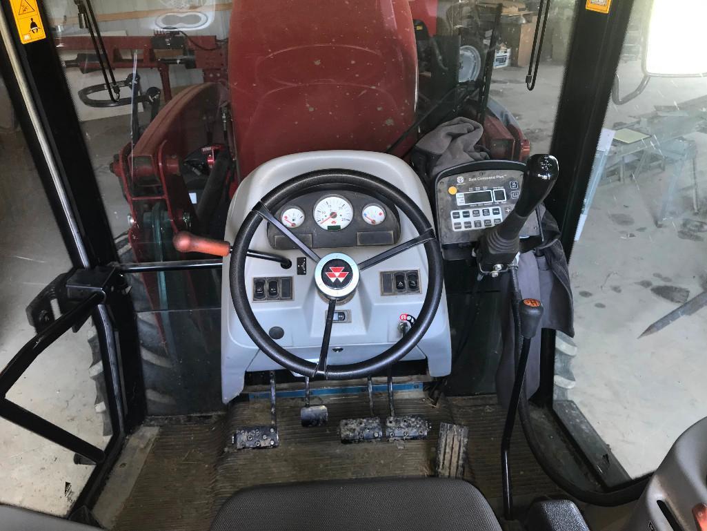 Clean Massey Ferguson HD Series 2680 4x4 diesel tractor with loader - Only 680Hrs!