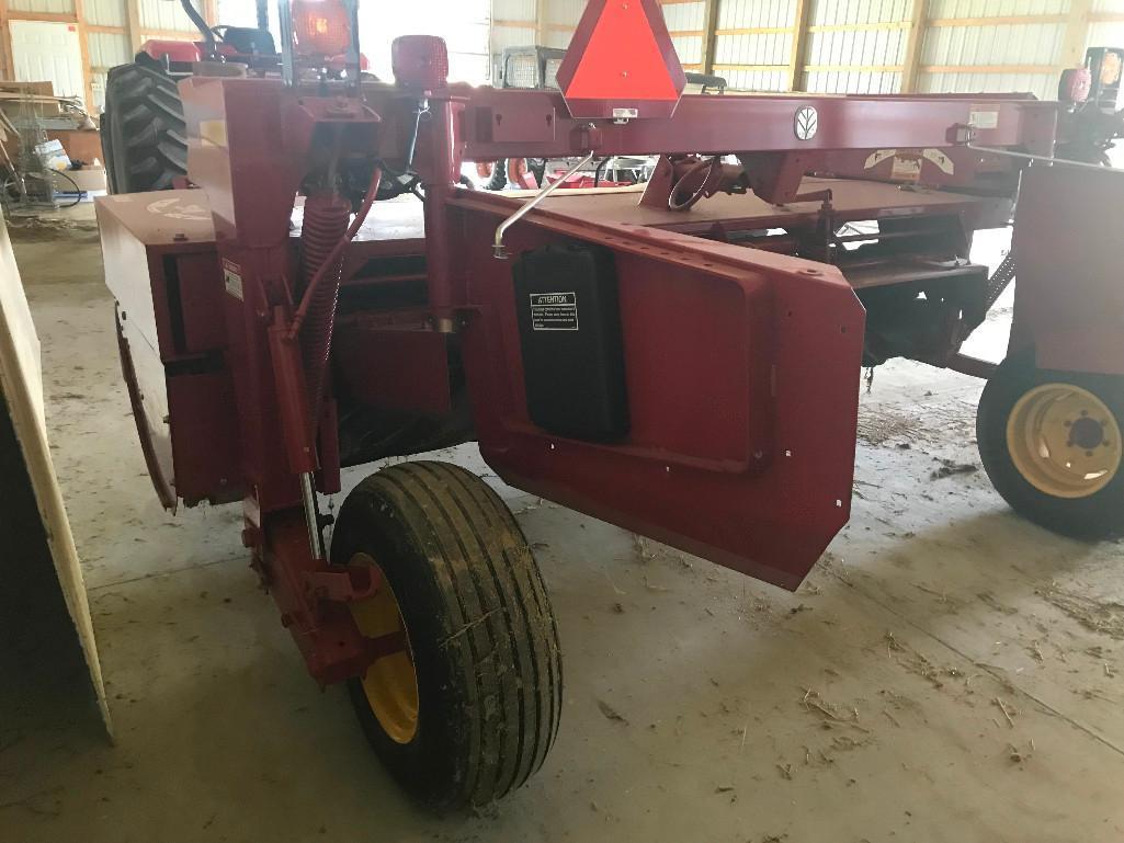 2013 New Holland H7230 10'4? discbine