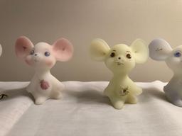 (7) hand-painted Fenton mice